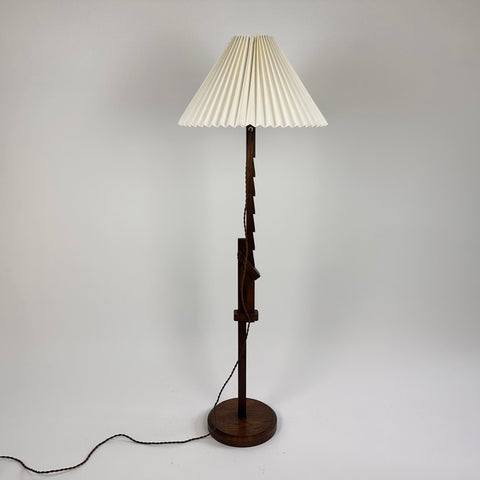 Arts & Crafts oak adjustable ratchet floor lamp