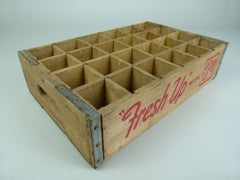 Vintage 'Fresh Up' 7up crate - 24 section - eyespy